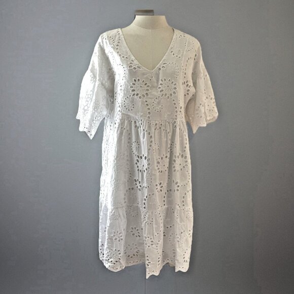 Valentina Naldi Dresses & Skirts - Valentina Naldi Eyelet Baby Doll Dress Size L White Tiered Italy Y2K Cottagecore